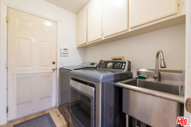 3626 W Avenue J2, Lancaster CA: https://media.crmls.org/mediaz/69394c11-a4fc-4401-a410-f653bf077efa.jpg