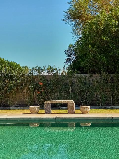 2200 E Acacia, Palm Springs CA: https://media.crmls.org/mediaz/6939da55-3ffd-4f61-9632-655375324177.jpg