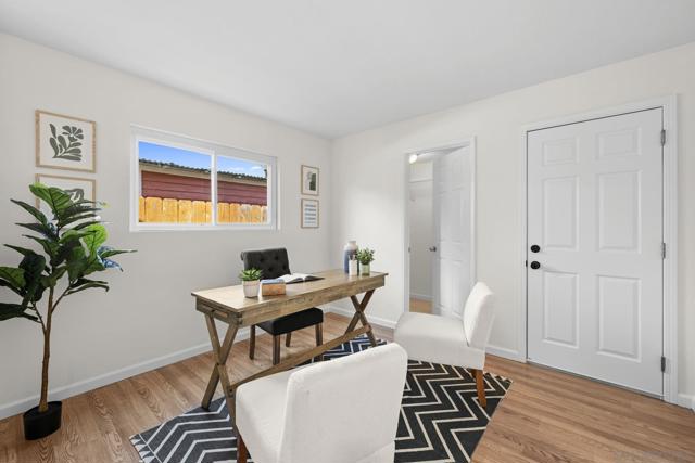13250 Powers Ct, Poway CA: https://media.crmls.org/mediaz/693a1894-3533-40e4-a398-6a0deacbc3e7.jpg
