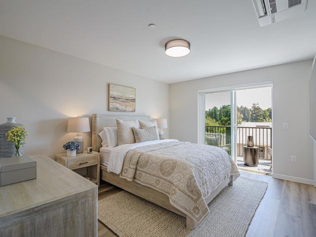 116 Aptos Village Way, Aptos CA: https://media.crmls.org/mediaz/693b0109-9211-4e75-bec1-096ea97d8ca0.jpg