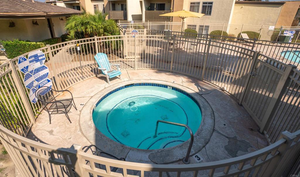 432 Edgehill Lane - photo 11