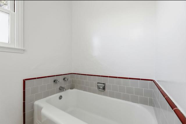 5164 Carter Avenue, San Jose CA: https://media.crmls.org/mediaz/693ce72b-1da8-4aba-b341-2049e8628173.jpg