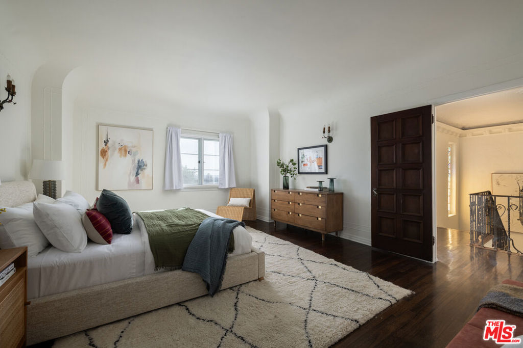 MLS #25500425 image #24