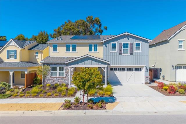 465 Russell Way, Marina CA: https://media.crmls.org/mediaz/693cf7c0-5a67-4250-a9b0-86f073159913.jpg