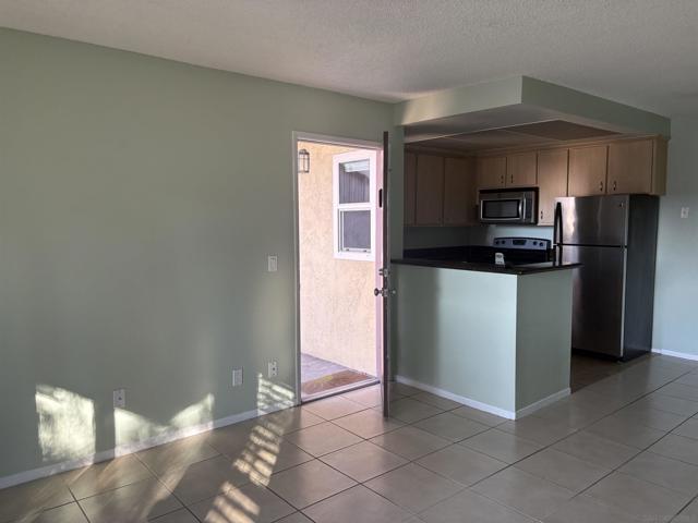 5962 Rancho Mission RD, San Diego CA: https://media.crmls.org/mediaz/693d527d-fa36-4463-beea-af3e89e1a84b.jpg