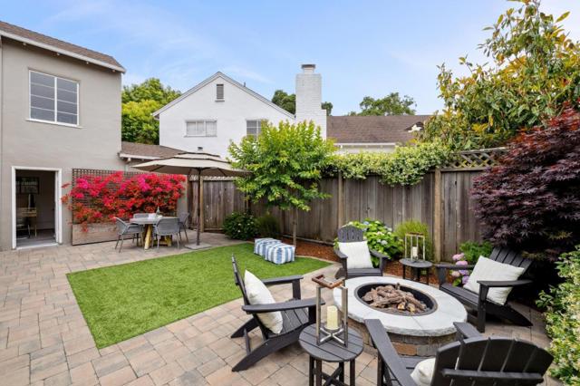 29 Baytree Way, San Mateo CA: https://media.crmls.org/mediaz/693e2ed1-473f-435d-9183-6bb2241d48e0.jpg