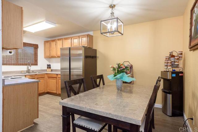 Image 3 of 17 For 391 Emerald Avenue  12
