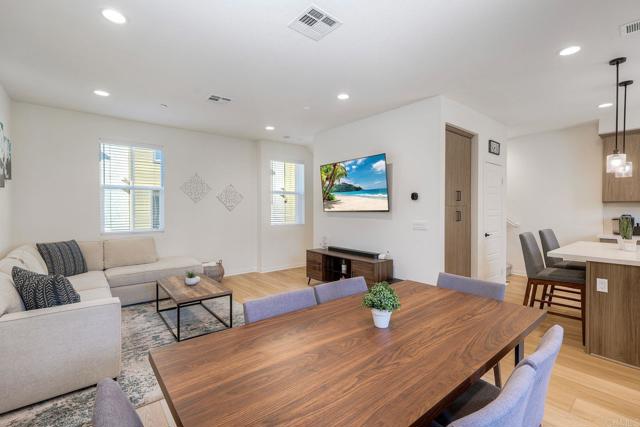 Detail Gallery Image 7 of 31 For 229 Mission Villas Rd., San Marcos,  CA 92069 - 2 Beds | 2/1 Baths