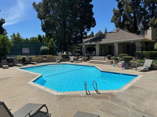 Detail Gallery Image 23 of 23 For 10473 Crosscreek Ter, San Diego,  CA 92131 - 2 Beds | 2/1 Baths
