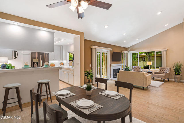 1103 Catlin Street, Simi Valley CA: https://media.crmls.org/mediaz/69430d7e-3b49-4929-bab4-76cea37122ab.jpg