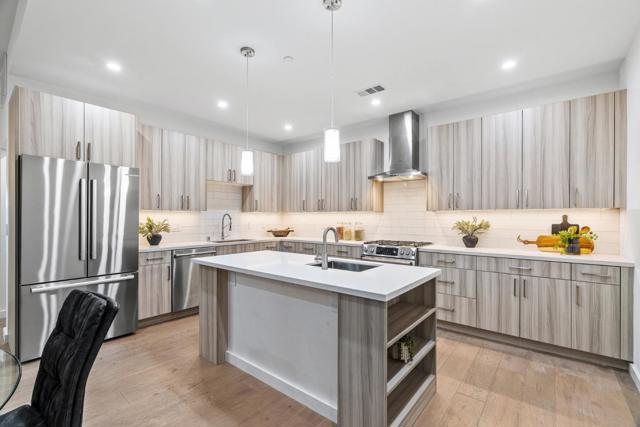 908 Woodside Road, Redwood City CA: https://media.crmls.org/mediaz/69445250-9f09-4af3-b60a-da38f0d30cb0.jpg