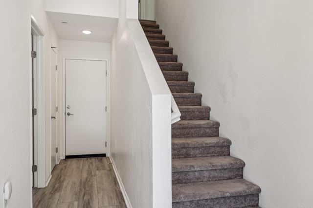 Image 25 of 50 For 5265 Beachfront Cove Street