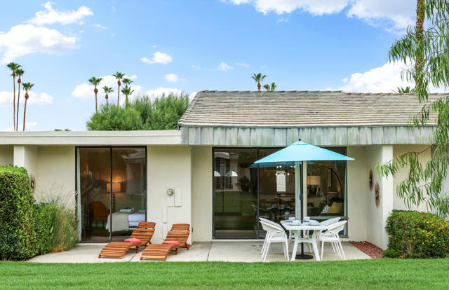 1713 Grand Bahama W Drive, Palm Springs CA: https://media.crmls.org/mediaz/6945be83-d9e8-479e-a355-fd705c02fc84.jpg