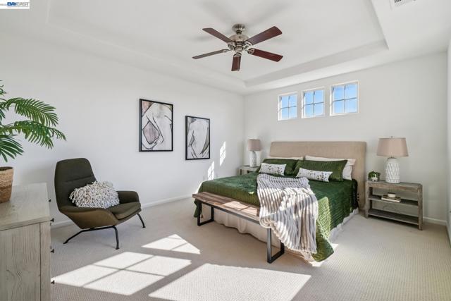 220 Hollister Avenue, Alameda CA: https://media.crmls.org/mediaz/69466a98-d9f3-4ed0-9636-2f4220c21d00.jpg