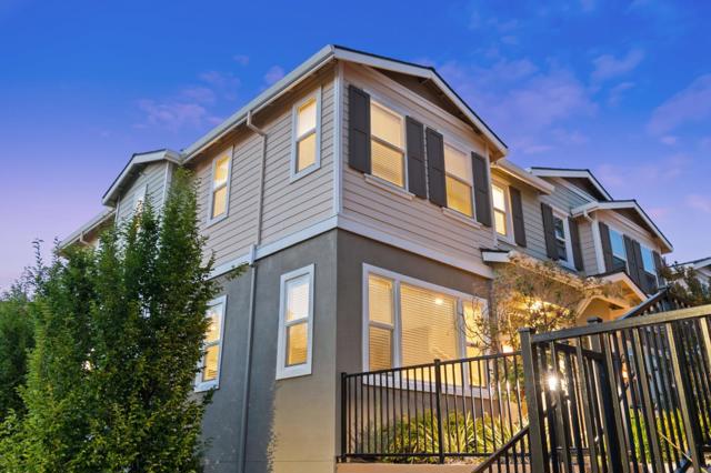 701 Tierney Place, Martinez CA: https://media.crmls.org/mediaz/694965a2-018c-4769-9b63-99b9e5f27c58.jpg