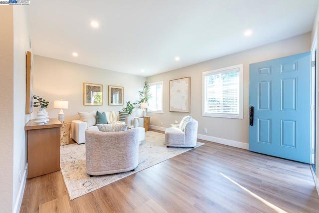 41327 Erma Ave, Fremont CA: https://media.crmls.org/mediaz/694b63e5-dc76-439d-a6ae-bcc1a481f037.jpg