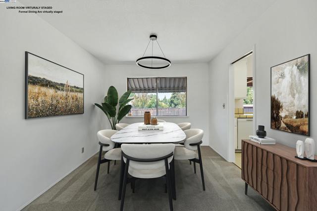 1849 Springsong Dr, San Jose CA: https://media.crmls.org/mediaz/694b7b10-5ebb-4689-ba1b-be5b631ad13d.jpg