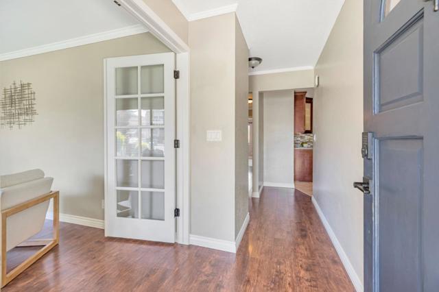 1650 Bella Vista Drive, Hollister CA: https://media.crmls.org/mediaz/694ba1ce-b9d3-45d2-aee6-5a0a60a67b96.jpg