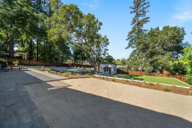 510 Darrell Road, Hillsborough CA: https://media.crmls.org/mediaz/694bf938-8453-45a8-b918-ba6b08bf7393.jpg