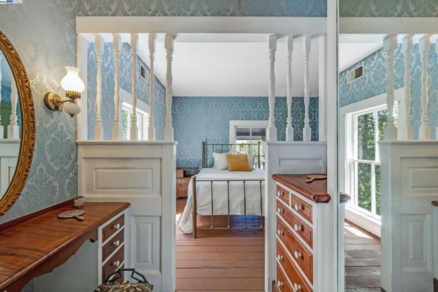 2211 College Avenue, Livermore CA: https://media.crmls.org/mediaz/694d4cb6-f8ec-4071-ab95-be952c736928.jpg