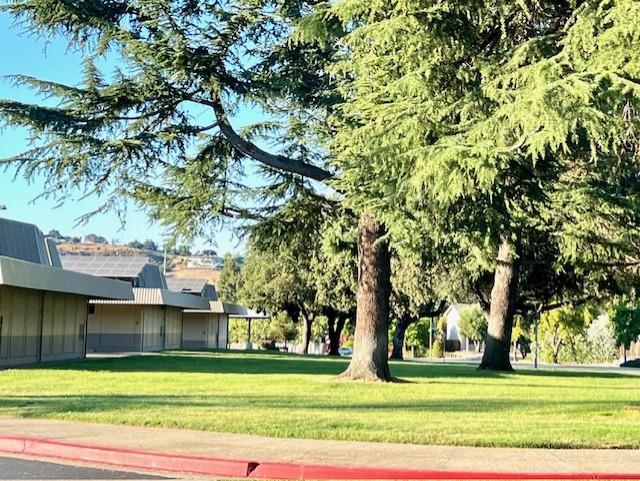 1047 Bret Knoll Court, San Jose CA: https://media.crmls.org/mediaz/694dca75-32a2-4636-936a-8779b3c37bdb.jpg