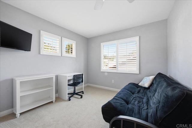 Image 26 of 58 For 826 Applewilde Drive