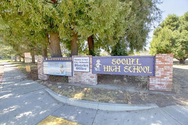 3510 Putter Drive, Soquel CA: https://media.crmls.org/mediaz/694ec91c-9b9b-473d-a0f0-e43c9d058a6f.jpg