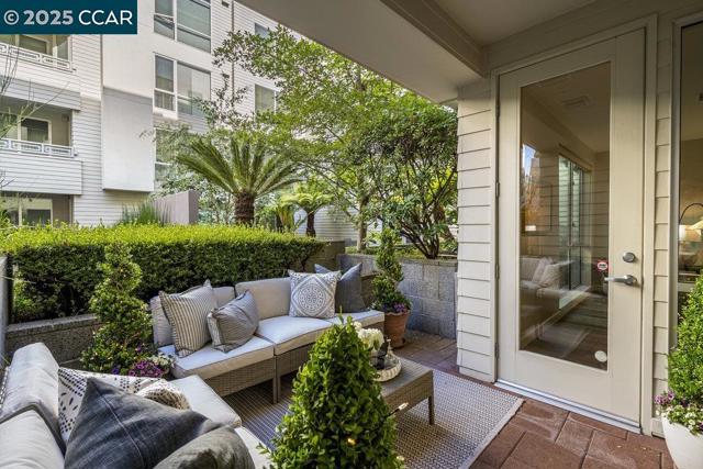 1655 N CALIFORNIA, Walnut Creek CA: https://media.crmls.org/mediaz/694eddf9-d8c2-42aa-a899-03fcd97799f8.jpg