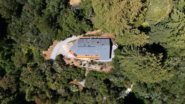 1081 Avocado Road, Watsonville CA: https://media.crmls.org/mediaz/69506660-d420-4eac-8f6f-b3470878b5f7.jpg