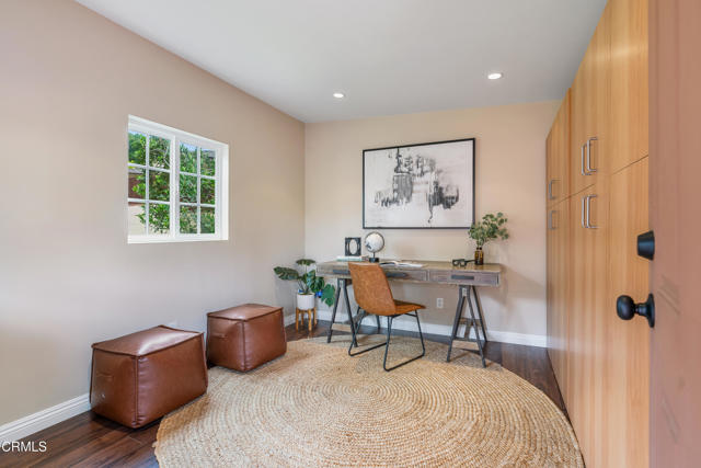 Detail Gallery Image 19 of 21 For 4806 Glenwood Ave, La Crescenta,  CA 91214 - 3 Beds | 2 Baths