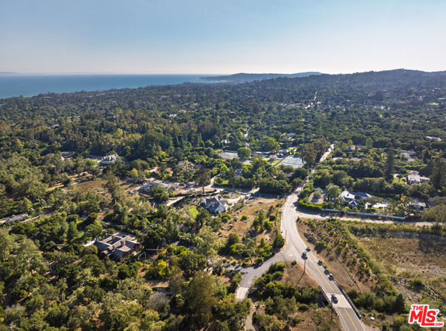 1790 Glen Oaks Drive, Santa Barbara CA: https://media.crmls.org/mediaz/6950c833-d7fe-4947-9426-6b5c95964c82.jpg
