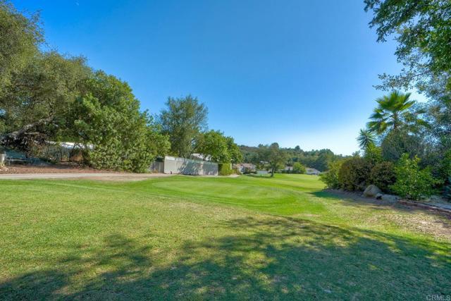 18218 Paradise Mountain Rd Spc 80, Valley Center CA: https://media.crmls.org/mediaz/6950edb9-a329-4ded-be8e-67c311452cf1.jpg