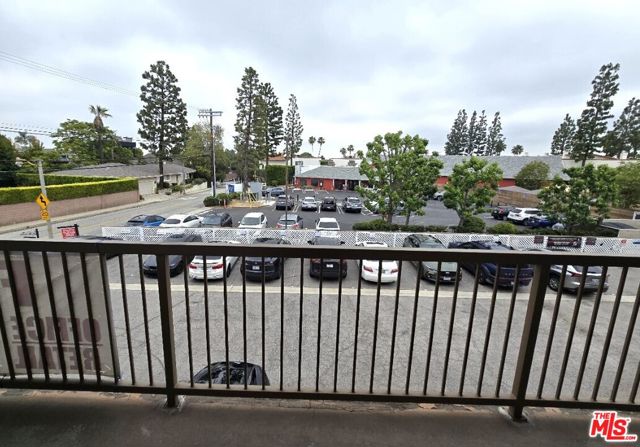  Commercial for Sale in Los Angeles, California