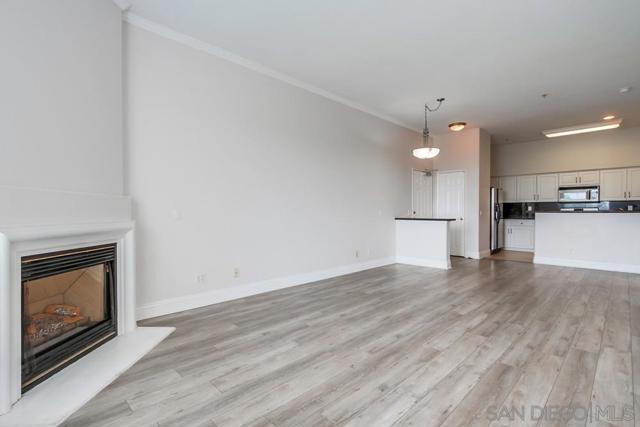 12376 Carmel Country Rd, San Diego CA: https://media.crmls.org/mediaz/69511286-acbf-4886-9e37-c6a2d0eaddb8.jpg
