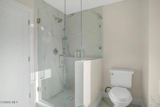1228 S Westlake Boulevard, Westlake Village CA: https://media.crmls.org/mediaz/69514ceb-e17b-46a4-b7a4-1d4f03cf60e7.jpg