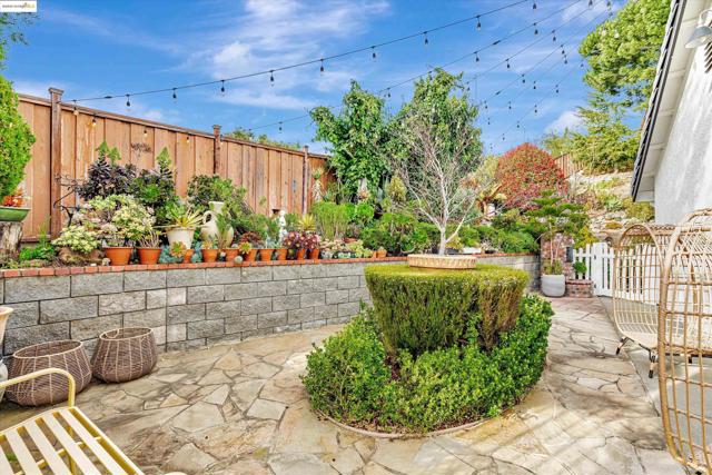 790 Britannia Dr., Vallejo CA: https://media.crmls.org/mediaz/695168c9-fd87-4d49-9821-1654fd319cd9.jpg