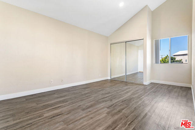 1626 Malcolm Avenue, Los Angeles CA: https://media.crmls.org/mediaz/6951c52c-7e5b-468c-b9ef-98842b40bd63.jpg