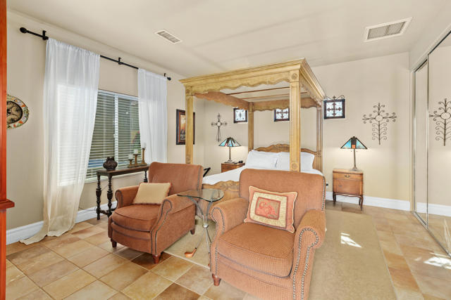 81655 Brown Deer, La Quinta CA: https://media.crmls.org/mediaz/6951f037-4171-4138-9502-706688ea2487.jpg