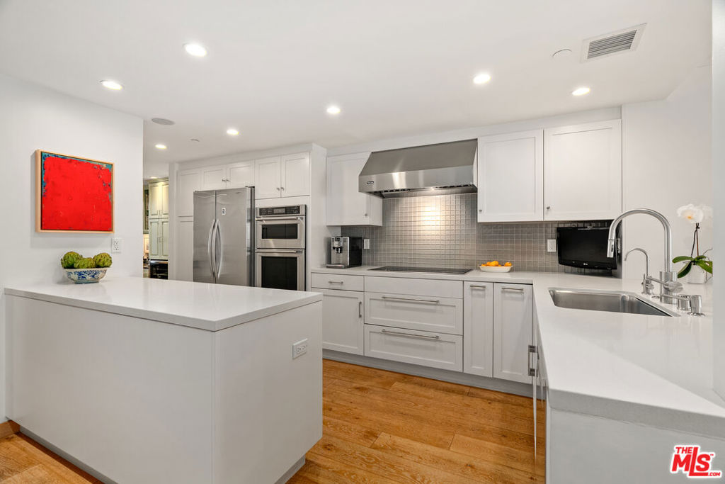 140 Ocean Park Boulevard Unit 425