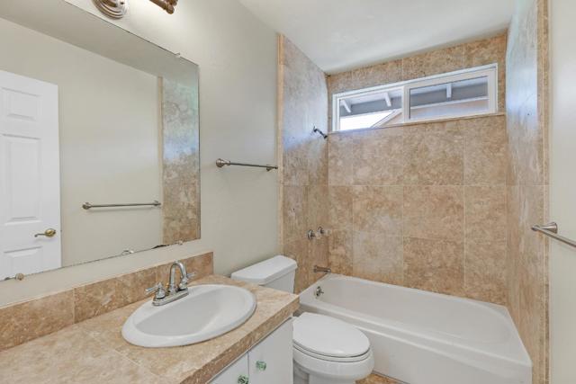 10 Banff Way, Pacifica CA: https://media.crmls.org/mediaz/69534a5d-17b5-475d-9d4c-d5679ddc6952.jpg