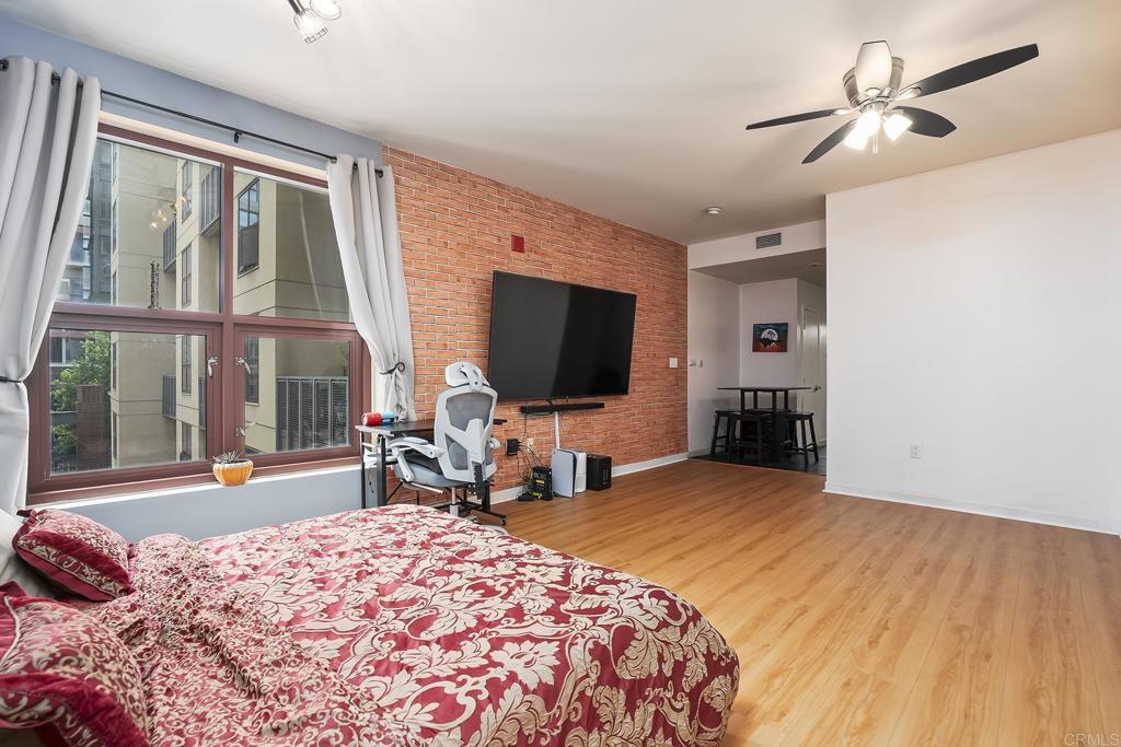 1150 J St - photo 2