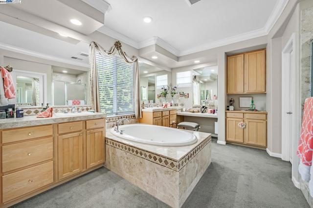 Image 17 of 28 For 5366 Dublin Ranch Dr