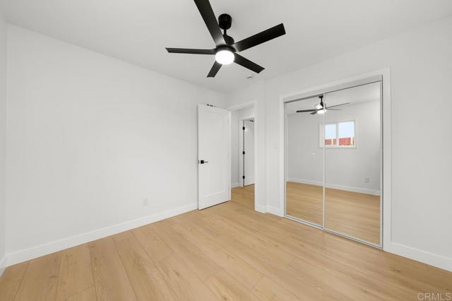 9015 Sovereign Rd, San Diego CA: https://media.crmls.org/mediaz/6953d922-092f-422a-b70c-aa9f2dc73a3a.jpg