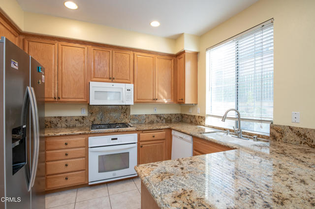 2844 Capella Way, Thousand Oaks CA: https://media.crmls.org/mediaz/69546db4-bd75-4c44-a118-257456d14cf5.jpg