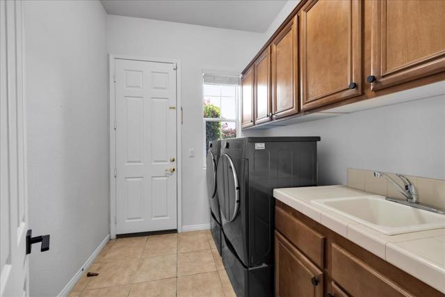 44875 Via Catalina, La Quinta CA: https://media.crmls.org/mediaz/6955192b-fa68-4dbc-9db1-3936d6484cb5.jpg