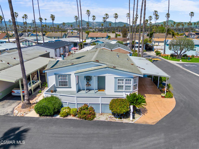 1215 Anchors Way Drive, Ventura CA: https://media.crmls.org/mediaz/6955406c-f862-404d-87a3-3e9869396f75.jpg