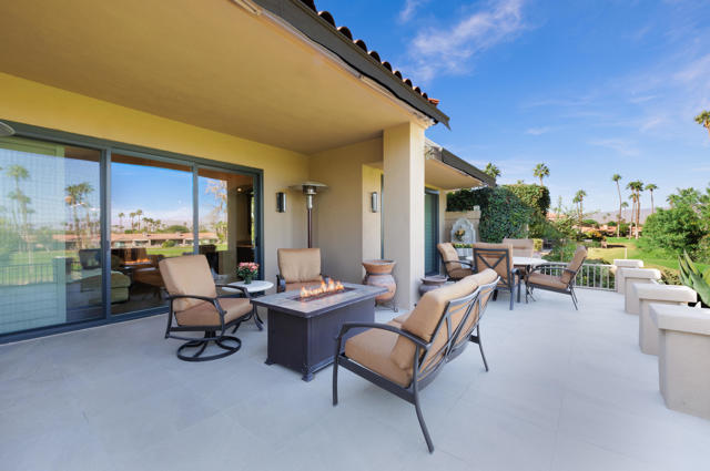 38348 Zinnia E Lane, Palm Desert CA: https://media.crmls.org/mediaz/6956c537-b044-4285-b3d8-fdb3aa3b88b6.jpg