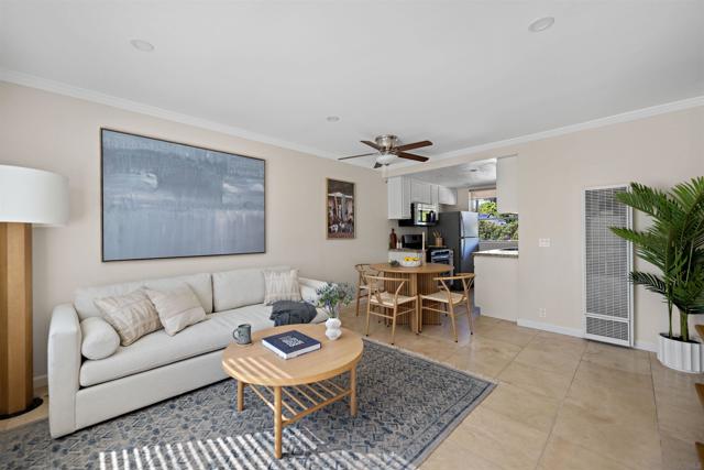 410 S Freeman St, Oceanside CA: https://media.crmls.org/mediaz/695786ca-4497-4903-bb14-1b3b99f80080.jpg