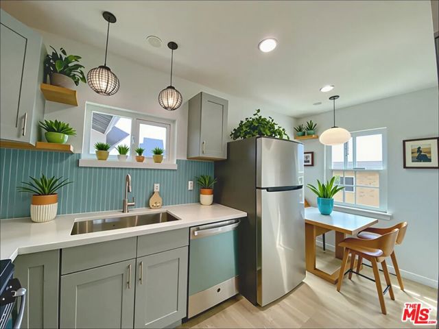 Drew Fenton | 11702 Dorothy Street Los Angeles CA | MLS: 7401432 Drew Fenton | 11702 Dorothy Street Los Angeles CA | MLS: 7401432