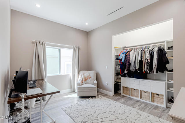 Detail Gallery Image 24 of 29 For 2920 Fairmount Ave, La Crescenta,  CA 91214 - 6 Beds | 4/1 Baths